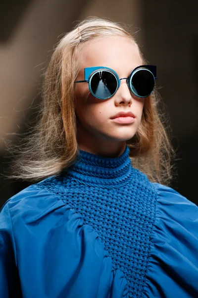 Look 44